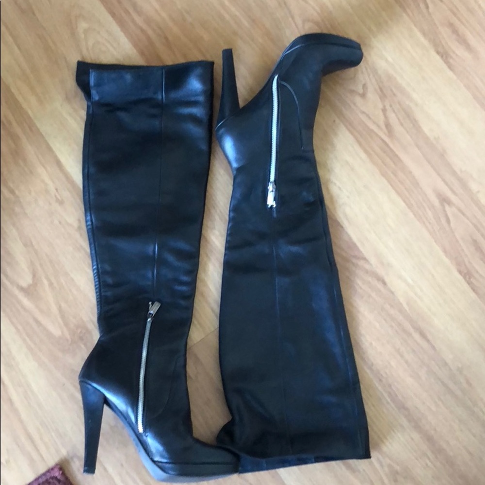 Michael Kors leather knee high boots size 9M.
